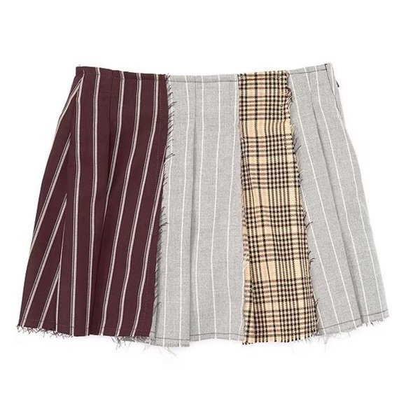 GB High Rise Contrast Print Pleated Skirt size small - Picture 3 of 7